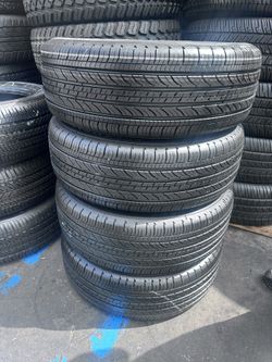 Set Of Four Used Tires Micheline 215/55R17$280