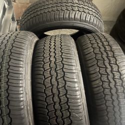 265/65/18 Dunlop Grandtrek