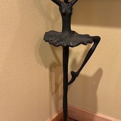 Ballerina Statue