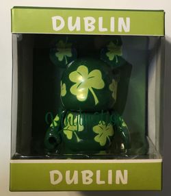 Disney Vinylmation rare Dublin Ireland clover