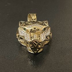 10kt gold pendant puma new