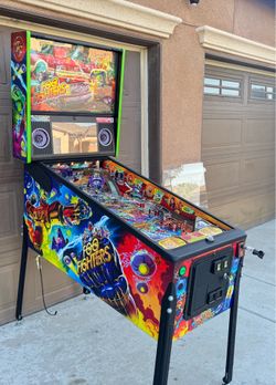 pinball machine for sale or trade Foo Fighters Pro pinball machine for sale or trade
