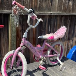 Girls Bike With Training Wheels 