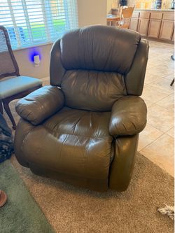 Leather recliner with swivel