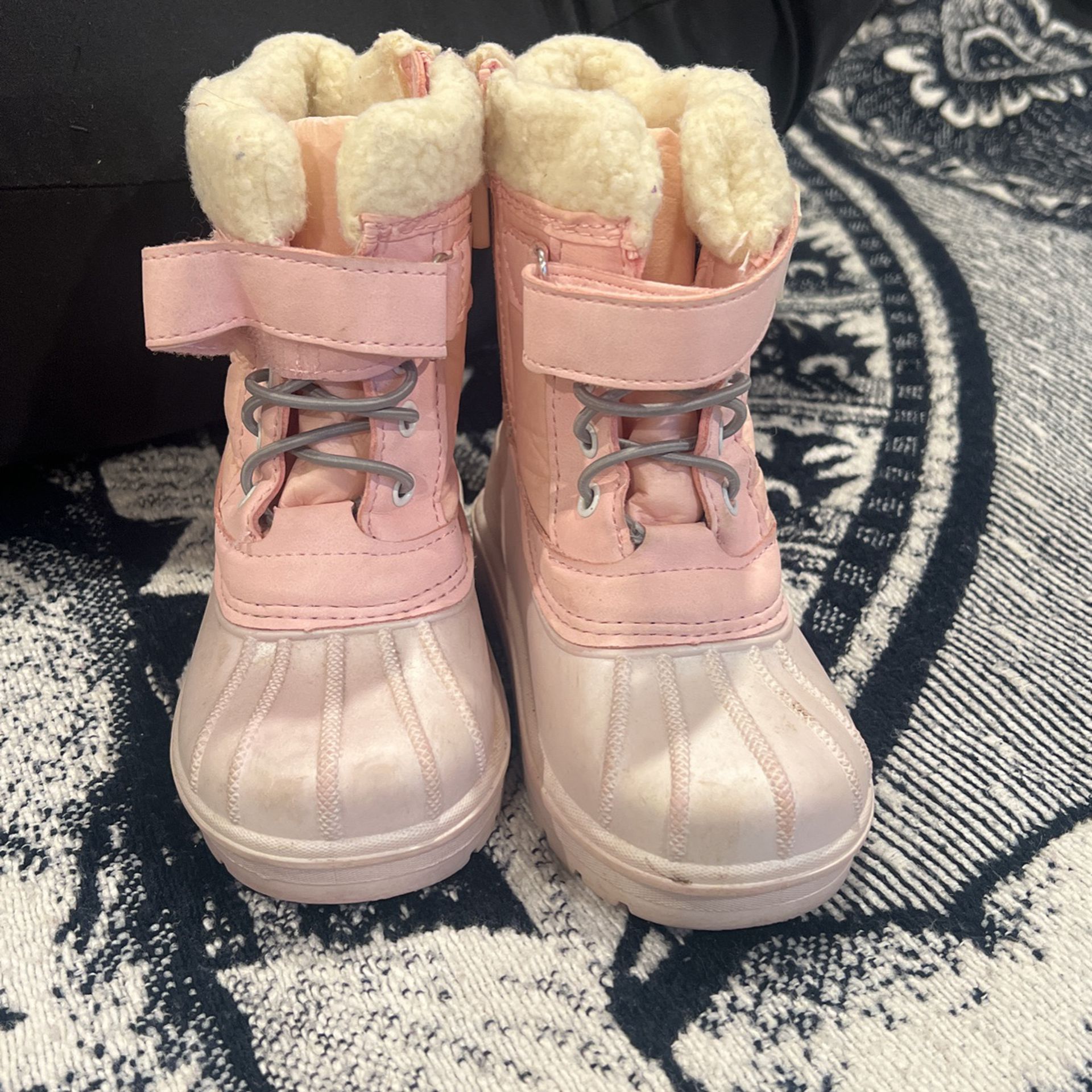 Cat & Jack Snow Boots Size 8