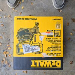 DeWalt Coil Siding and Fencing Nailer