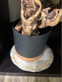 23 decorative pots