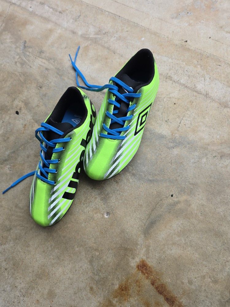 Soccer Cleats Size 1
