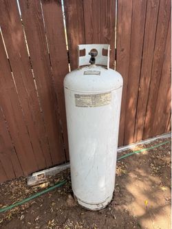 Full size gas tank