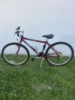 Mt. Track Trek 850 Maroon Mountain Bike