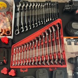 SAE/Metric Combination Ratcheting Wrench Mechanics Tool Set (30-Piece)