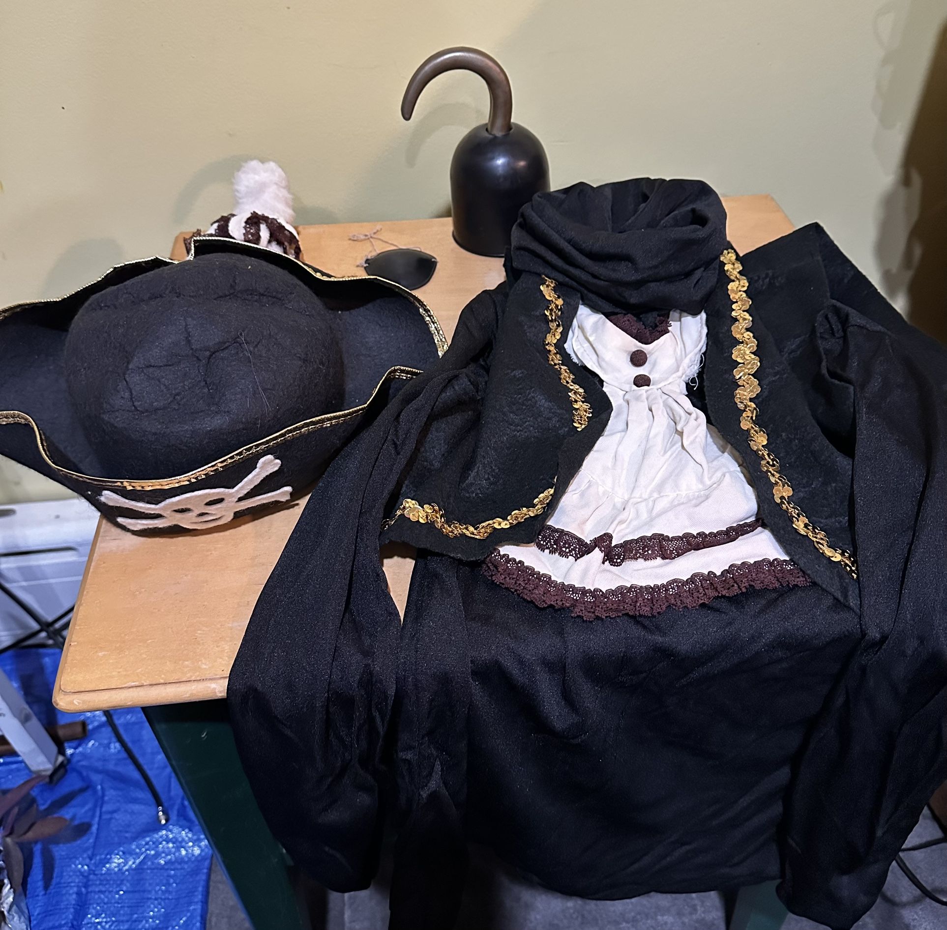 Halloween costume pirate 6 Pcs