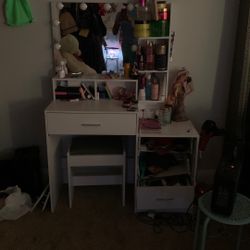 Vanity Dresser