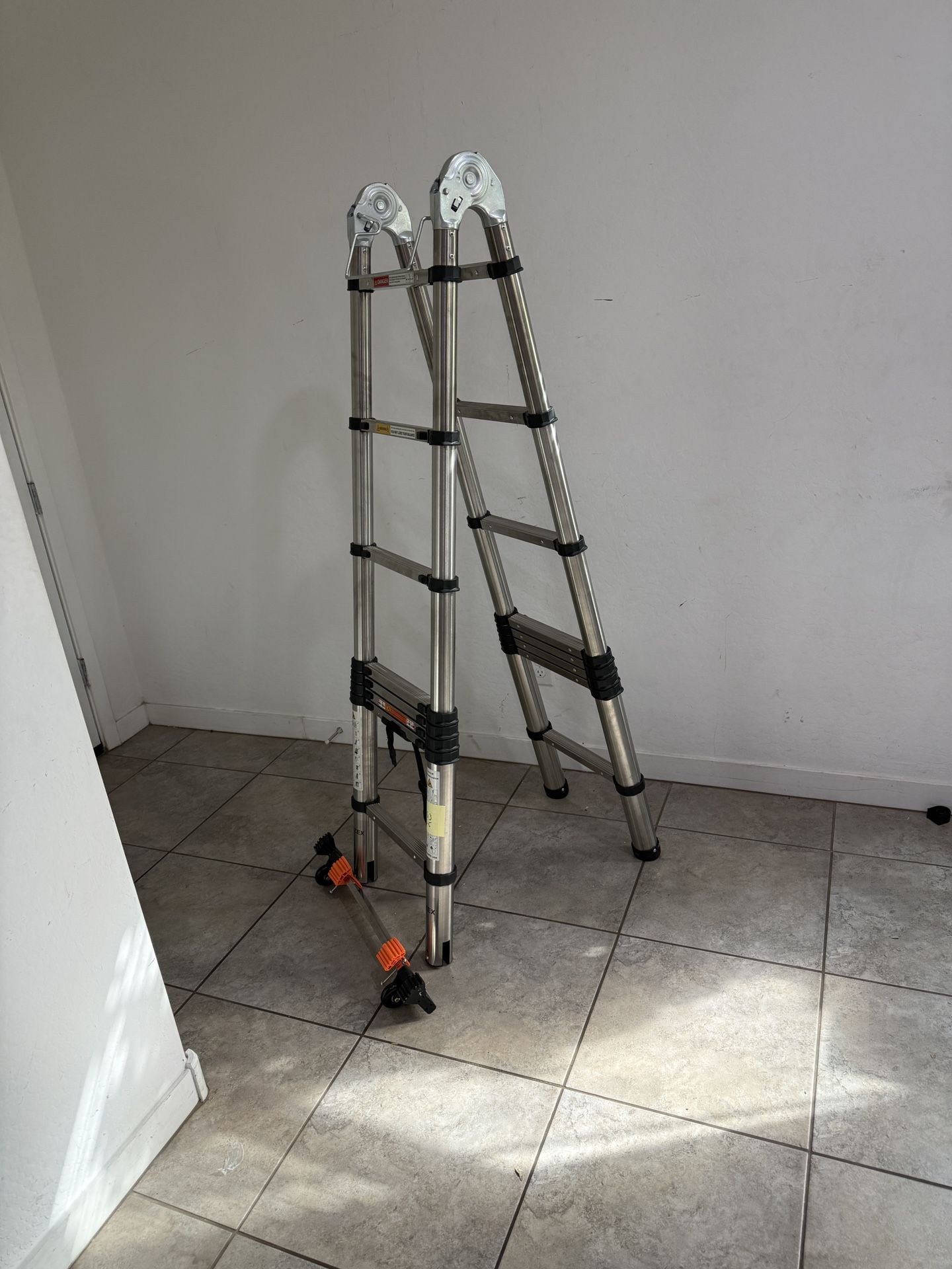 16.5 Feet - A Shape Ladder Telescope Model - L153