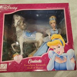 Disney Princess Cinderella Porcelain Keepsake Doll & Horse