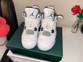 Jordan 4