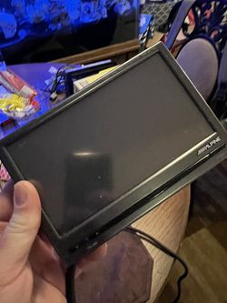Alpine Multi Camera and Media Player