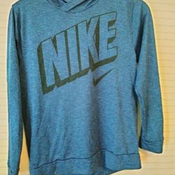 Y Nike Dri Fit Nike Pullover.  L