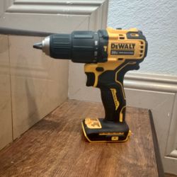 DEWALT HAMMER DRILL