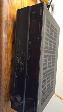Yamaha RX-V379 5.1