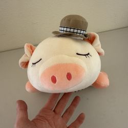 Pig Plushie 