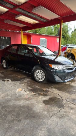 2012 Toyota Camry le