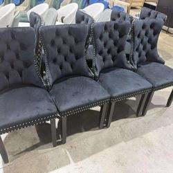 Chairs Set of 4, Black Wooden Legs, Modern Tufted Velvet Upholstered Backrest with Nailhead Trim, Wing Back with Back Ring Pull, for Dining Room, Livi
