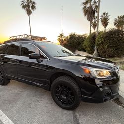 2018 Subaru Outback (Low Miles)