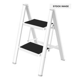 Step ladder 