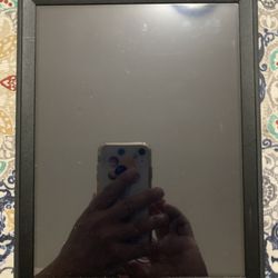 Apple iPad 5th Generation 128GB Unlocked Like New!