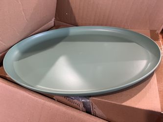 Plastic Plates