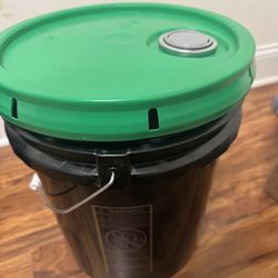 5 Gallon Bucket 🪣 Gain With Oxi Laundry 🧺 Detergent 