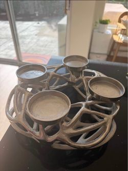 Wreath candle holder