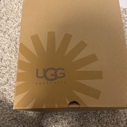 Brand New Black Knitted Uggs Size 8 Women 