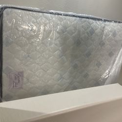Queen Mattress And Box Spring