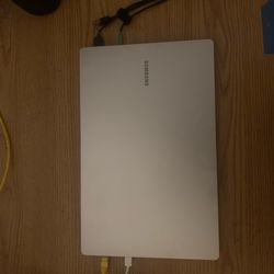 samsung book model 750xhd