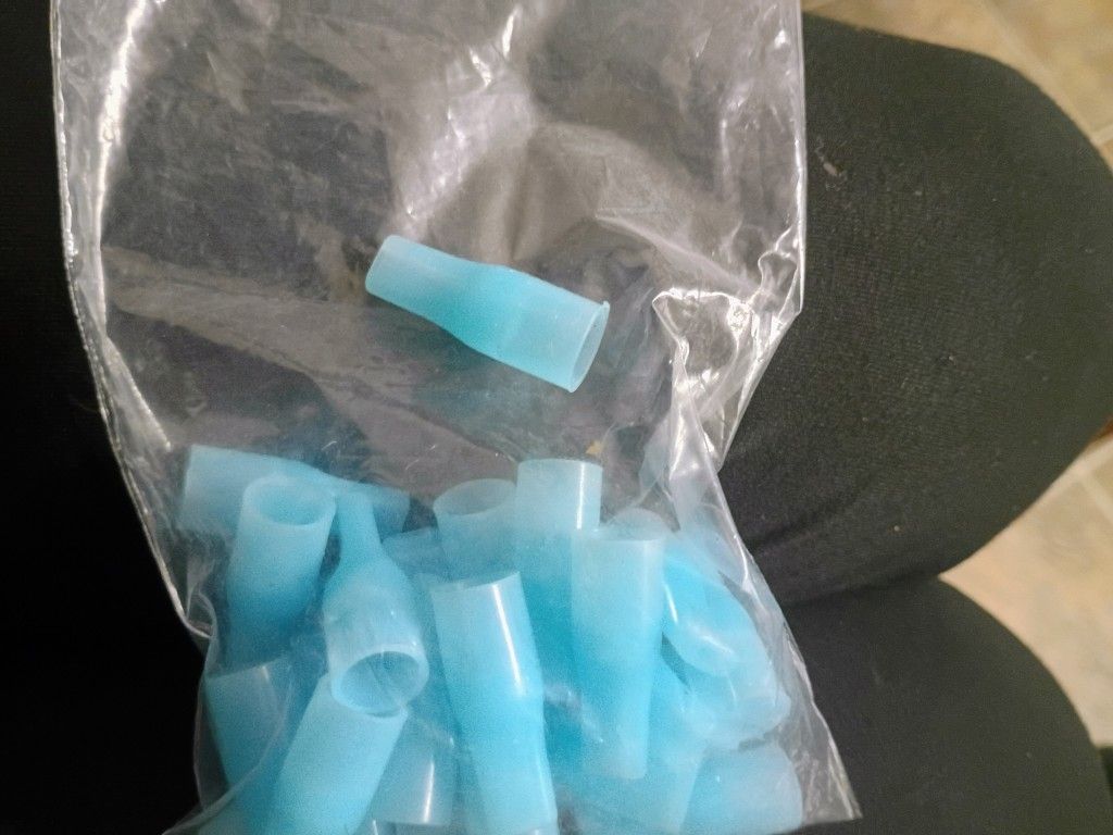 Silicone Lip Tube Cover For Smoking