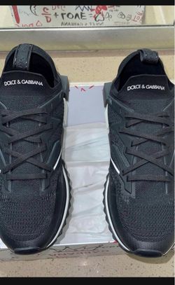 D&G Sneakers brand new in mint condition  Original price $702   Size 46