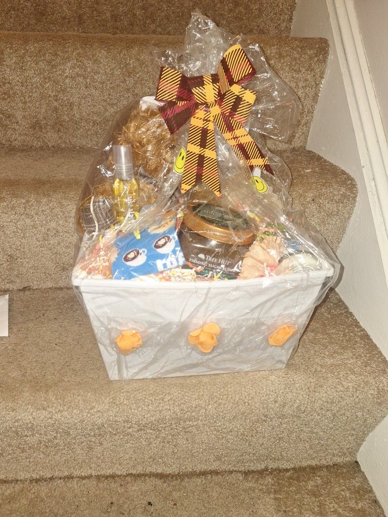 Beautiful Gift Basket