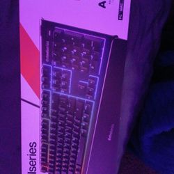 Steelseries Apex 3 READ DESCRIPTION 