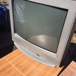 32” Tv