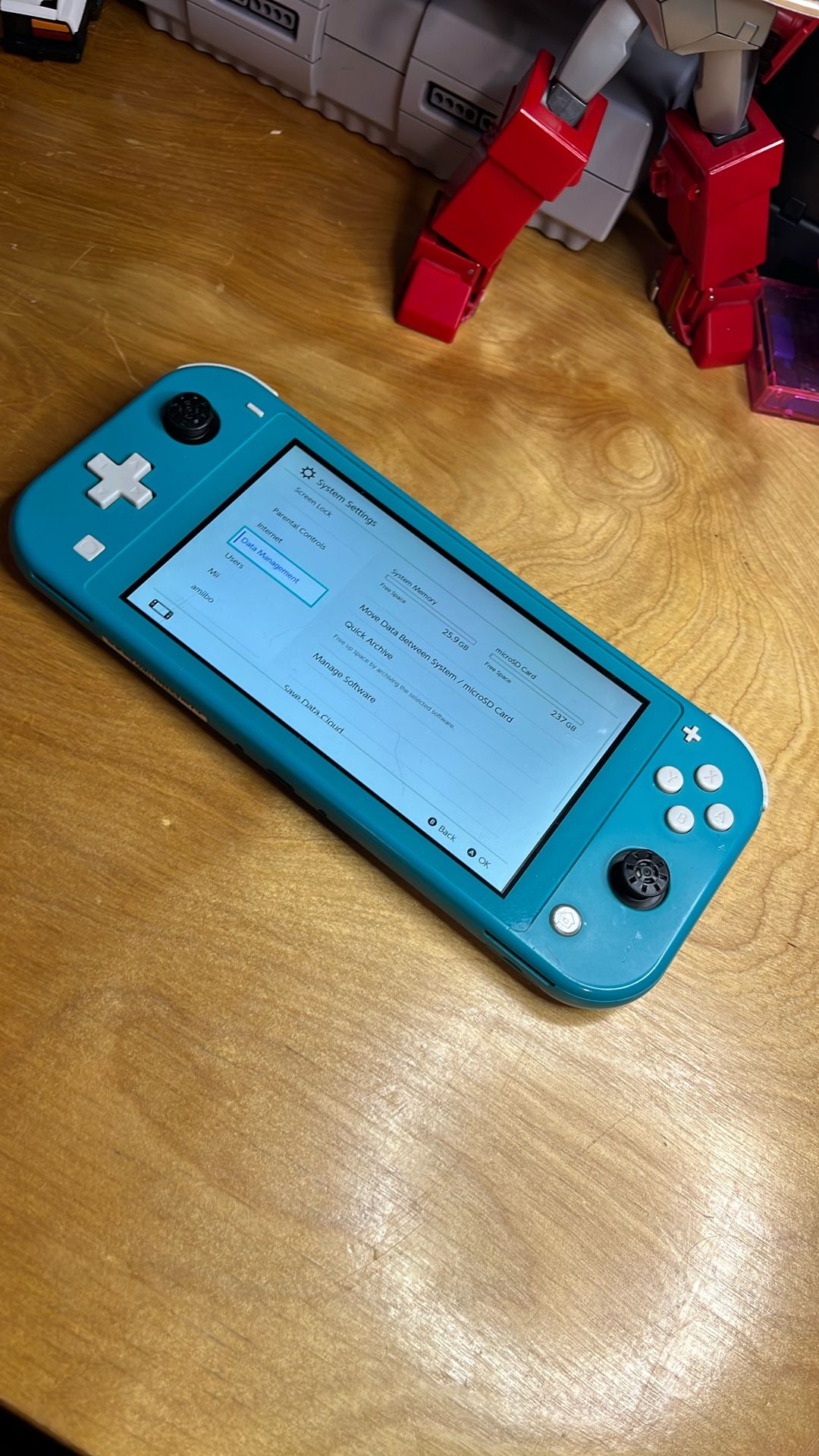 Nintendo Switch - Switch Lite
