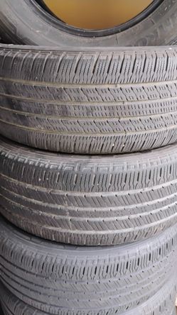 265/60/18 Hankook Tires