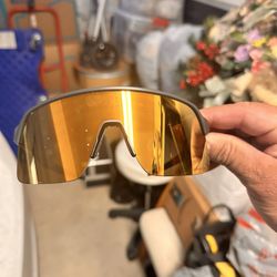 Oakley Sutro lite