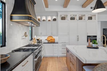 Best White Kitchen Cabinets for Sale