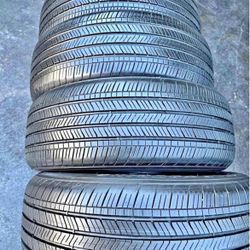 235/55r20 Goodyear Tires Cón 80% De Vida Las 4 