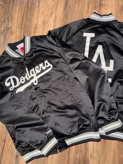 New men’s size large Mitchell & ness LA Dodgers satin jacket