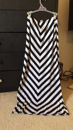 Long black and white high waisted skirt