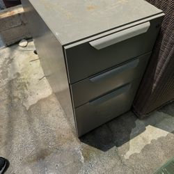 Metal File cabinet