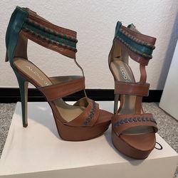 Gorgeous High heel sandal w platform